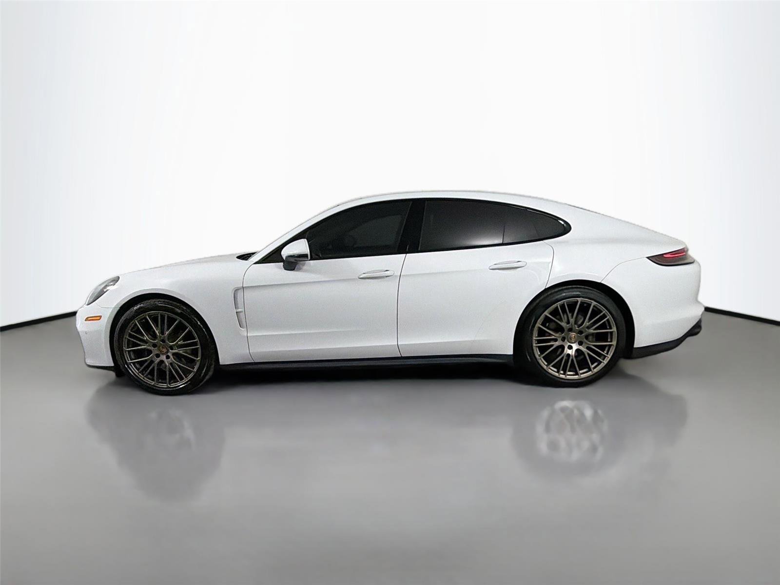 Certified 2023 Porsche Panamera Platinum Edition w/ Sport Chrono Package RWD image 2