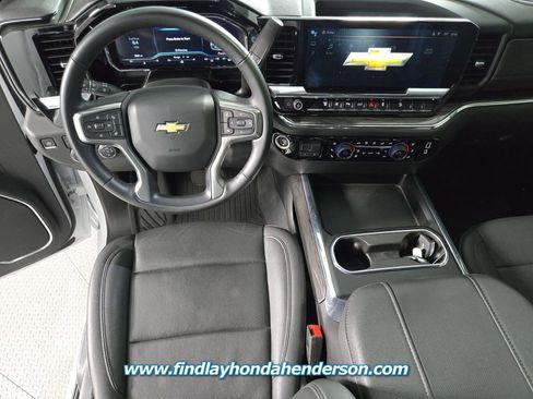 Used 2024 Chevrolet Silverado 2500 LTZ w/ LTZ Plus Package image 12