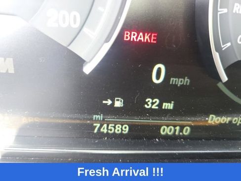 Used 2017 BMW M3 RWD image 16