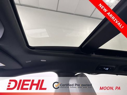 Used 2026 Chrysler Pacifica Limited w/ S Appearance Package image 44