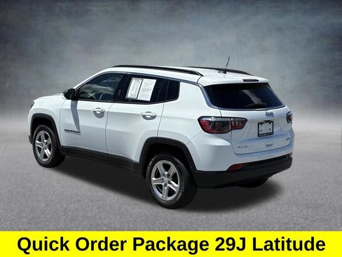 Used 2024 Jeep Compass Latitude AWD/4WD image 3