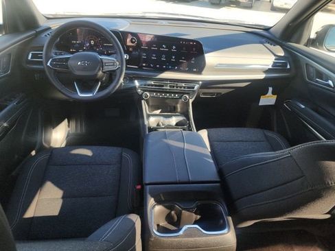 New 2026 Chevrolet Traverse LT w/ Midnight/Sport Edition image 19