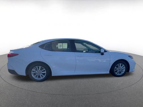 Used 2025 Toyota Camry LE image 16