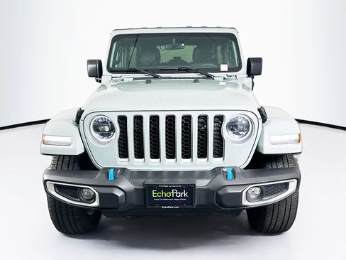 Used 2023 Jeep Wrangler Unlimited Sahara w/ Cold Weather Group AWD/4WD image 2
