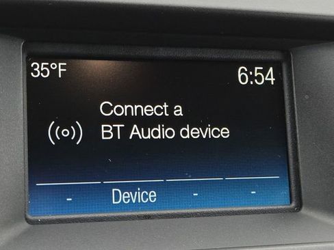 Used 2018 Ford Edge SEL image 4