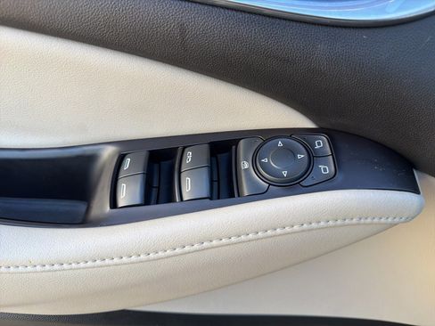 Used 2020 Buick Enclave Essence w/ Sport Touring Edition image 26