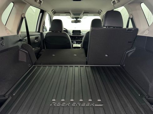 New 2026 Nissan Rogue SV AWD/4WD image 35