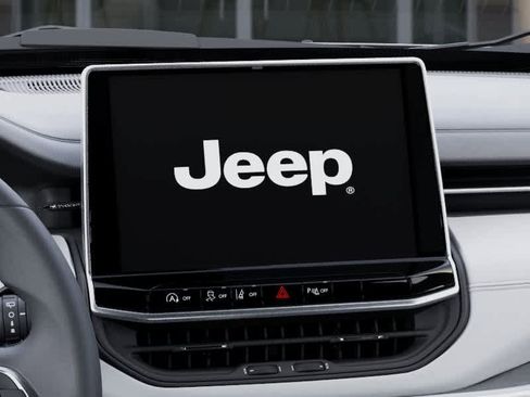 New 2026 Jeep Compass Limited image 18