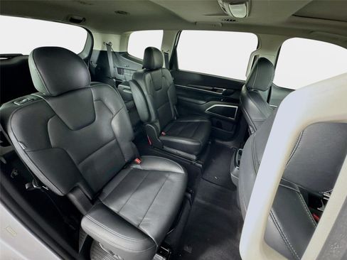 Certified 2023 Kia Telluride S w/ S Sunroof Package FWD image 28