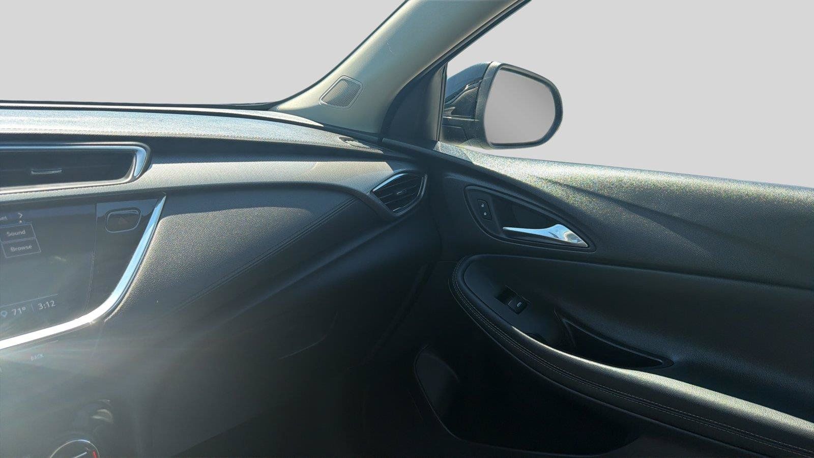 Used 2023 Buick Encore GX Select AWD/4WD image 11