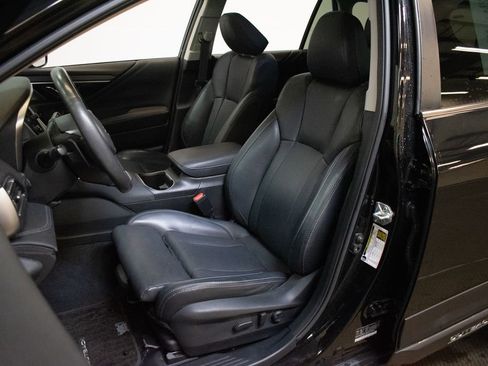 Used 2024 Subaru Outback Limited AWD/4WD image 20