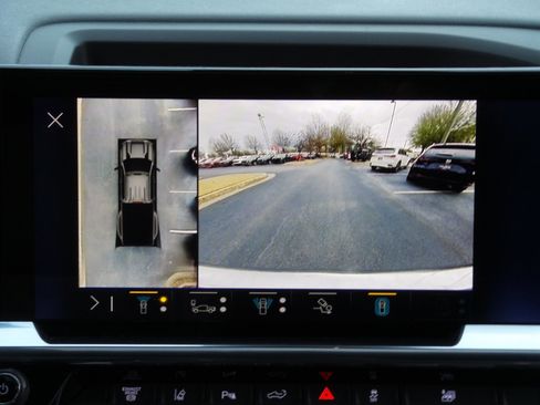 Used 2025 Chevrolet Silverado 3500 High Country w/ High Country Premium Package image 15