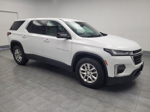 Used 2022 Chevrolet Traverse LS image 11