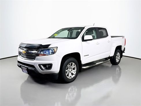 Used 2018 Chevrolet Colorado LT image 2