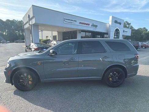 Used 2026 Dodge Durango SRT Hellcat w/ Premium Group AWD/4WD image 2