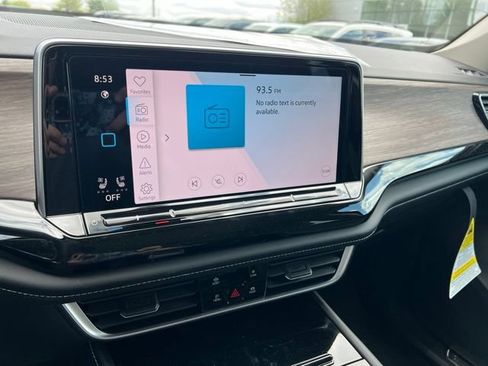 New 2026 Volkswagen Atlas SEL Premium R-Line AWD/4WD image 18