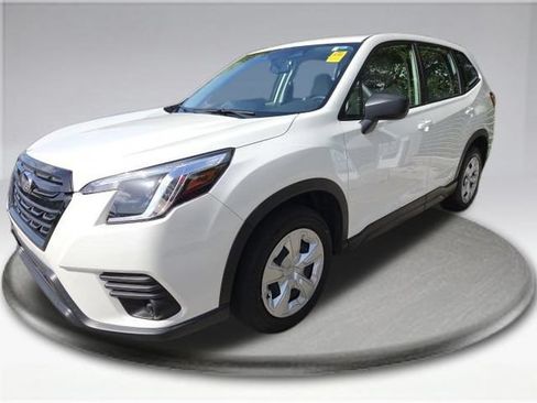 Used 2024 Subaru Forester AWD/4WD image 13