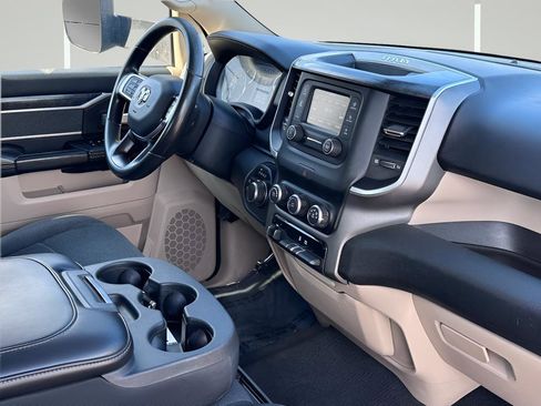 Used 2019 RAM 2500 Big Horn image 6