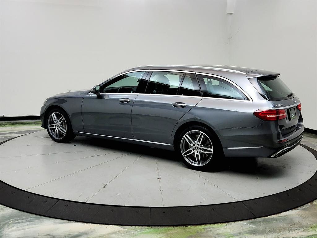 Used 2018 Mercedes-Benz E 400 4MATIC Wagon image 7