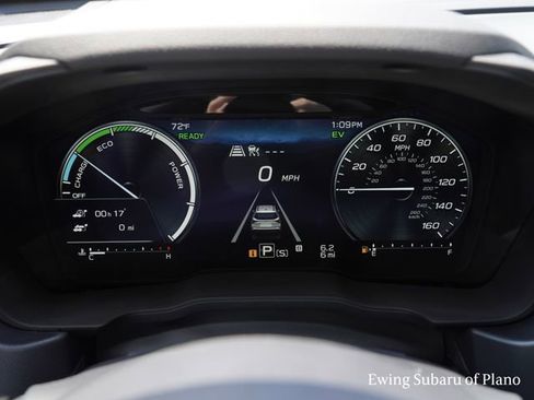 Certified 2025 Subaru Forester Limited w/ Popular Package image 3