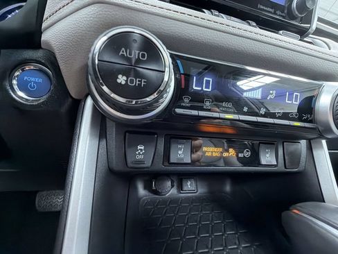 Used 2021 Toyota RAV4 XLE Premium AWD/4WD image 14