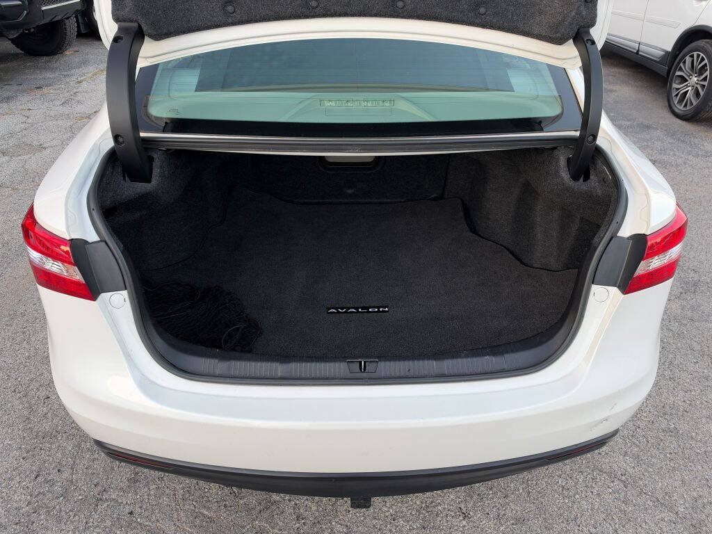 Used 2014 Toyota Avalon Limited FWD image 26