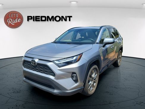 Used 2023 Toyota RAV4 XLE Premium FWD image 1