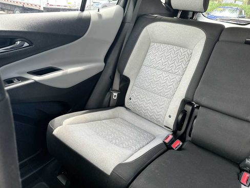 Used 2022 Chevrolet Equinox LT AWD/4WD image 5