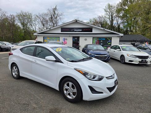 Used 2015 Hyundai Elantra SE FWD image 7