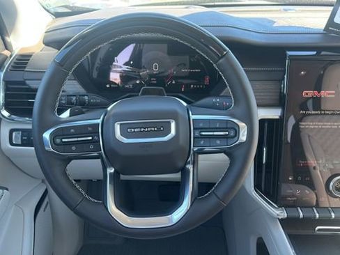 New 2026 GMC Acadia Denali w/ Super Cruise Package AWD/4WD image 13