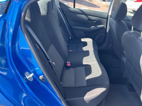 Used 2025 Nissan Sentra SV FWD image 4