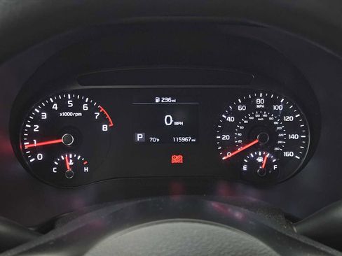 Used 2020 Kia Soul LX image 15