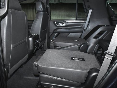 Used 2022 Chevrolet Tahoe LT w/ Luxury Package image 49