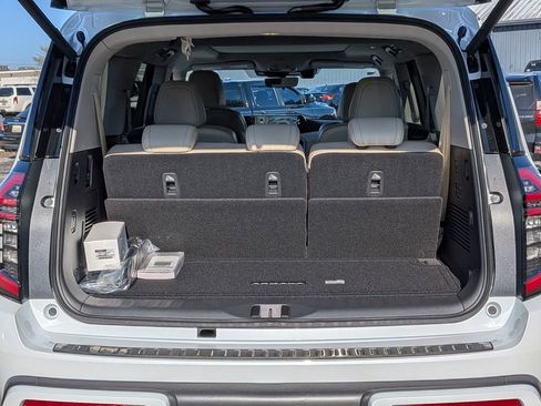 New 2026 Nissan Armada Platinum Reserve image 30