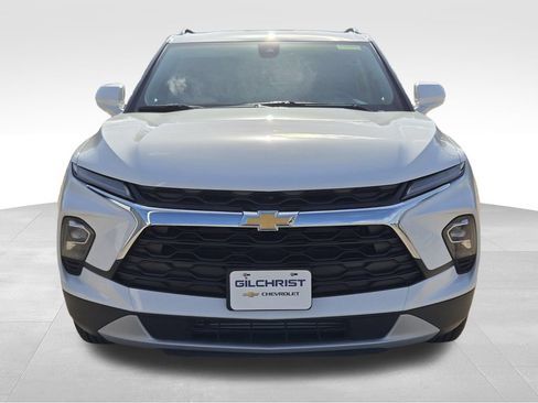 New 2026 Chevrolet Blazer LT w/ Convenience Package FWD image 2