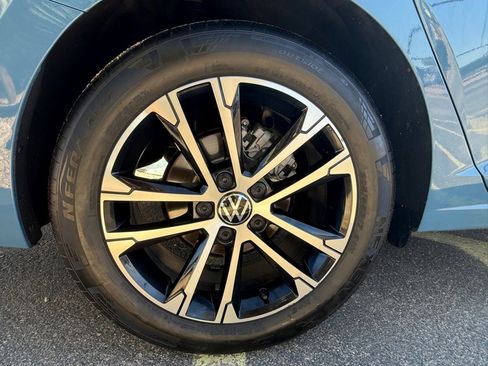 Used 2025 Volkswagen Jetta Sport image 7