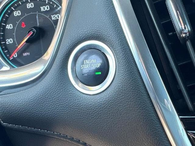 Used 2022 Chevrolet Traverse LT FWD image 21