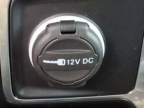 Used 2022 Jeep Gladiator Overland AWD/4WD image 23