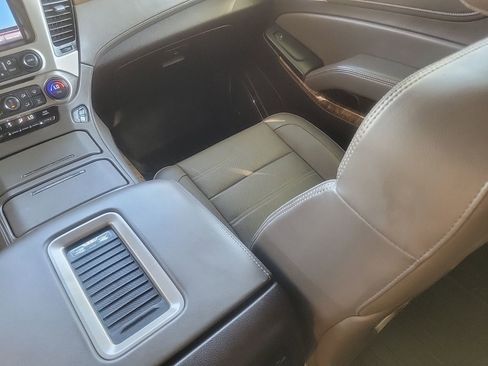 Used 2016 GMC Yukon Denali w/ Open Road Package image 18