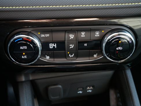 New 2025 Chevrolet TrailBlazer ACTIV w/ Convenience Package image 8