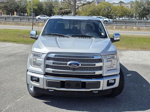 Used 2017 Ford F150 Platinum w/ Equipment Group 701A Luxury image 4