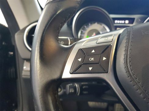 Used 2013 Mercedes-Benz SL 550 SL 550 image 15