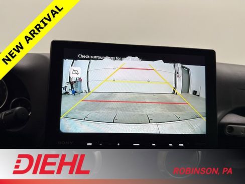 Used 2018 Jeep Wrangler Unlimited Rubicon w/ Connectivity Group image 26