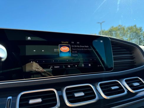 Used 2021 Mercedes-Benz GLE 350 image 8