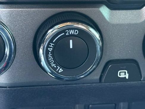 Used 2023 Toyota Tacoma TRD Off-Road AWD/4WD image 19