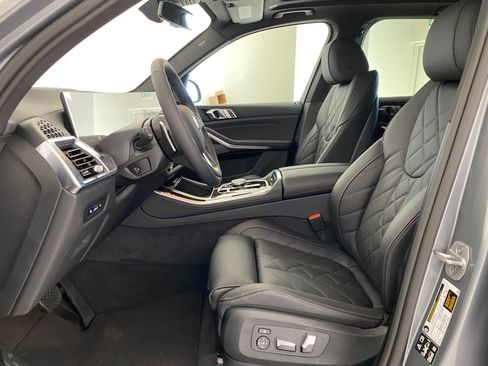 New 2026 BMW X5 xDrive40i w/ Premium Package image 4