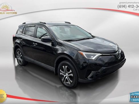 Used 2018 Toyota RAV4 LE w/ All Weather Liner Package image 7
