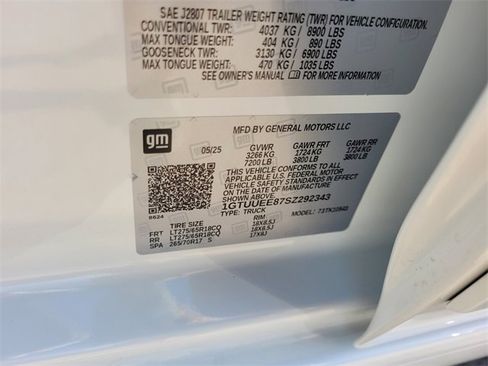 Certified 2025 GMC Sierra 1500 AT4 w/ AT4 Premium Package image 23