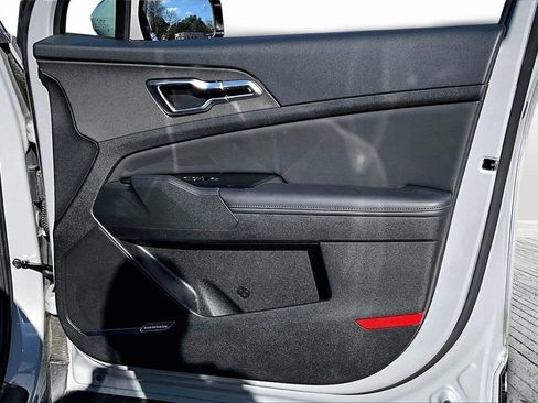 Certified 2023 Kia Sportage SX image 19