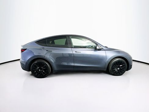 Used 2023 Tesla Model Y Long Range image 10